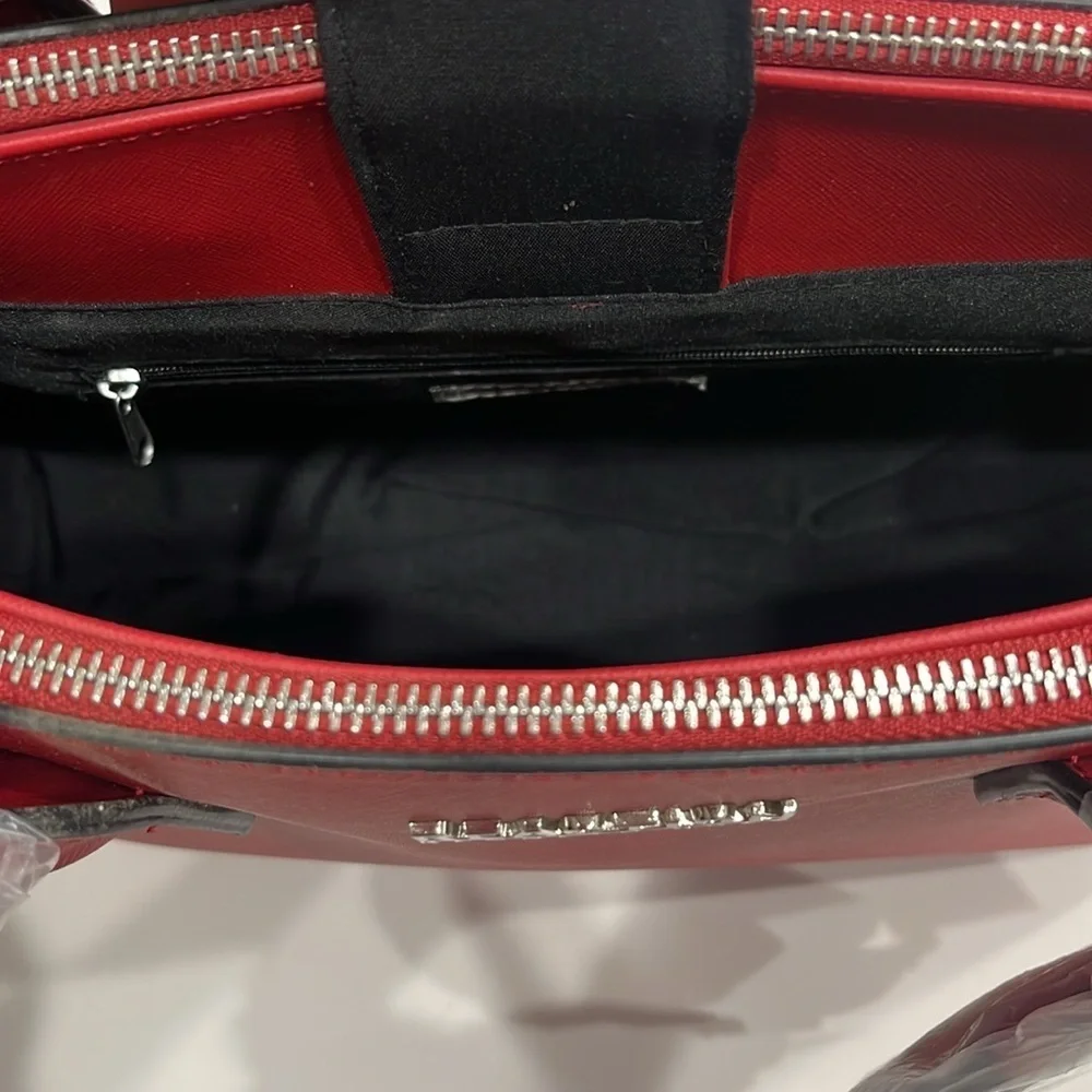 REACTION KENNETH COLE SHOULDER STRAP TRIPLE ENTRY SATCHEL, RED, W/BAG CHARM, NWT